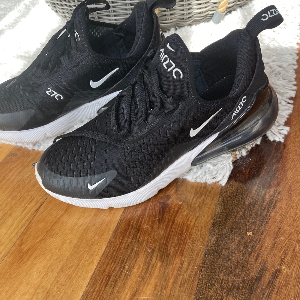 Nike Air- Worn once or twice